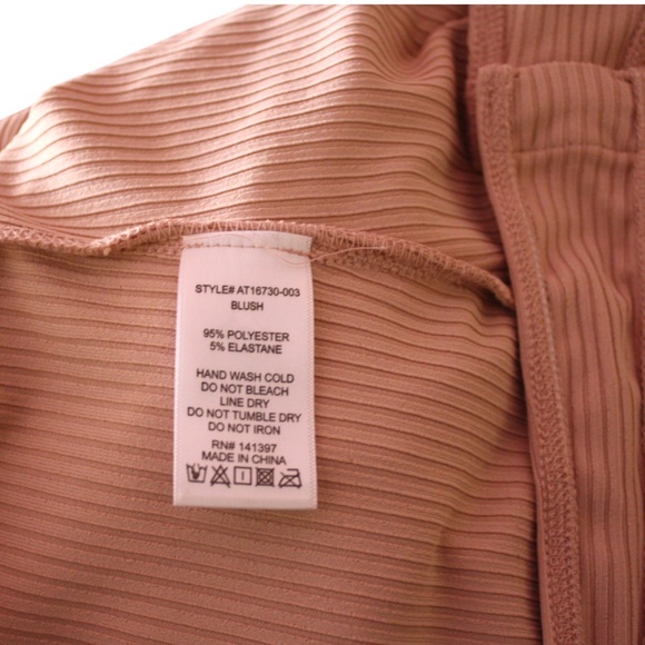 ASTR The Label Women Sweetheart Neck Ruched Rib Knit Bodysuit Puff Sleeve Size L - Picture 9 of 9